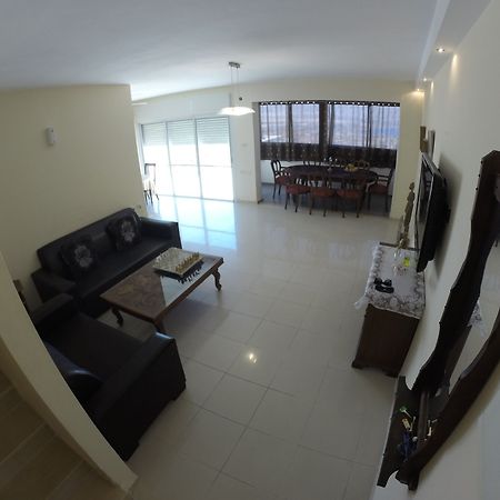 Апартаменты Penthouse In Eilat With The Sea View Экстерьер фото